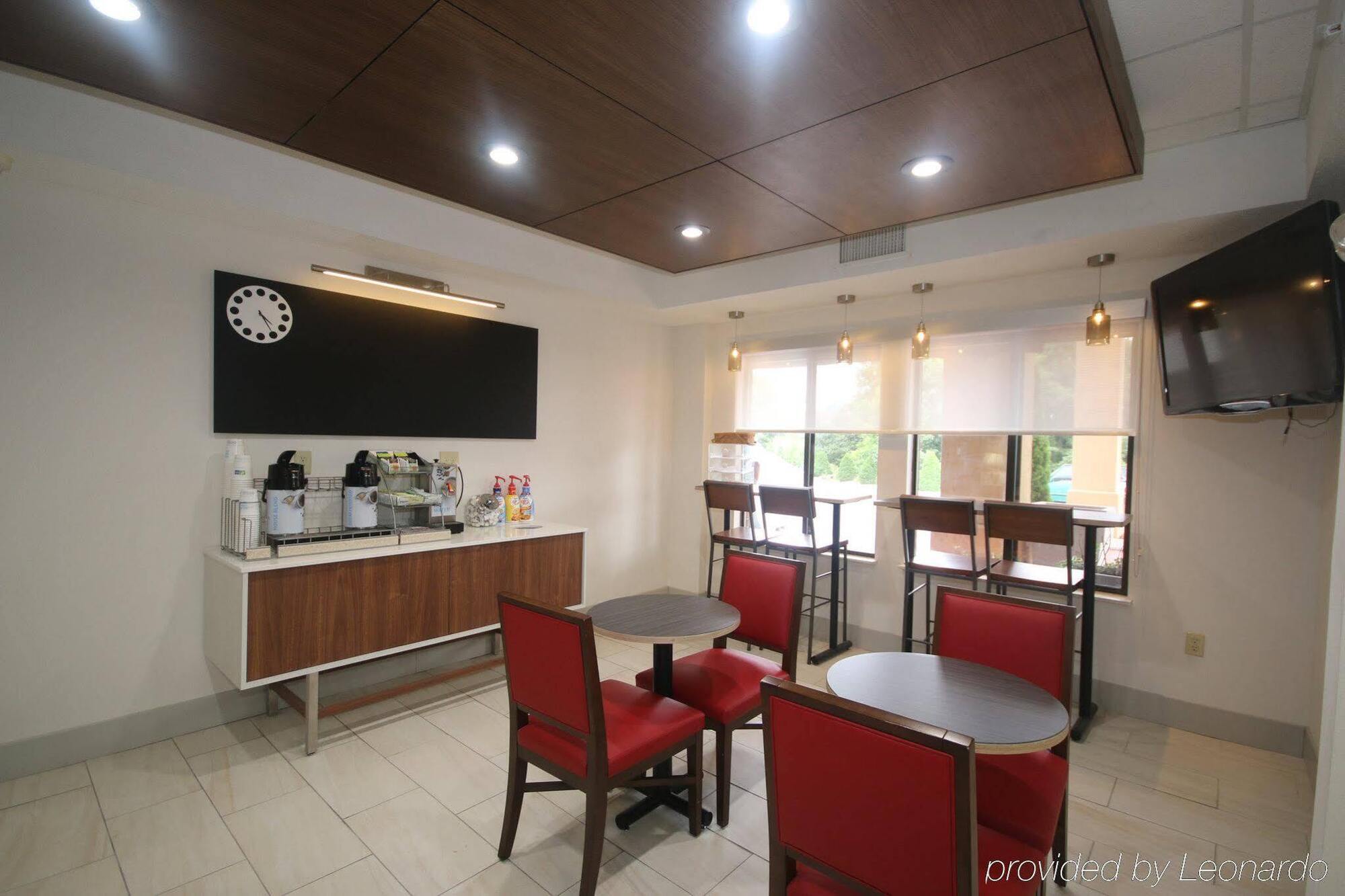 Holiday Inn Express Hillsville By Ihg Bagian luar foto