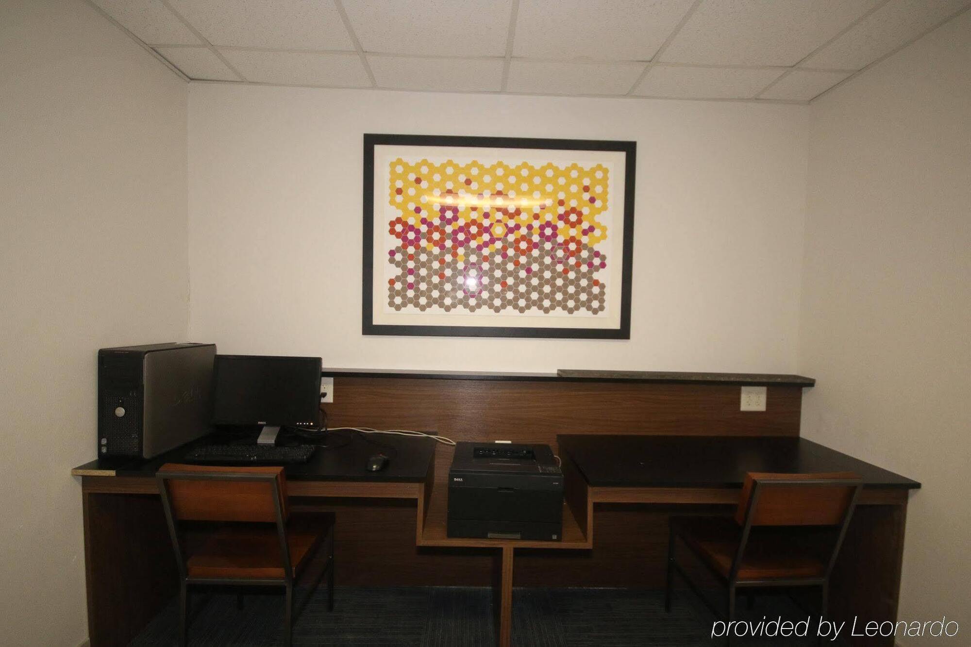 Holiday Inn Express Hillsville By Ihg Bagian luar foto